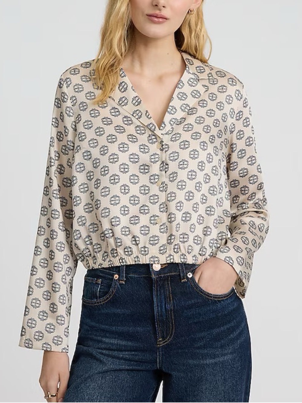 Express Satin Printed Long Sleeve Elastic Waist Cropped Shirt